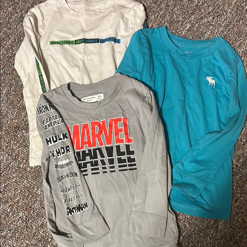 Abercrombie & Fitch Blue Long Sleeve Tee